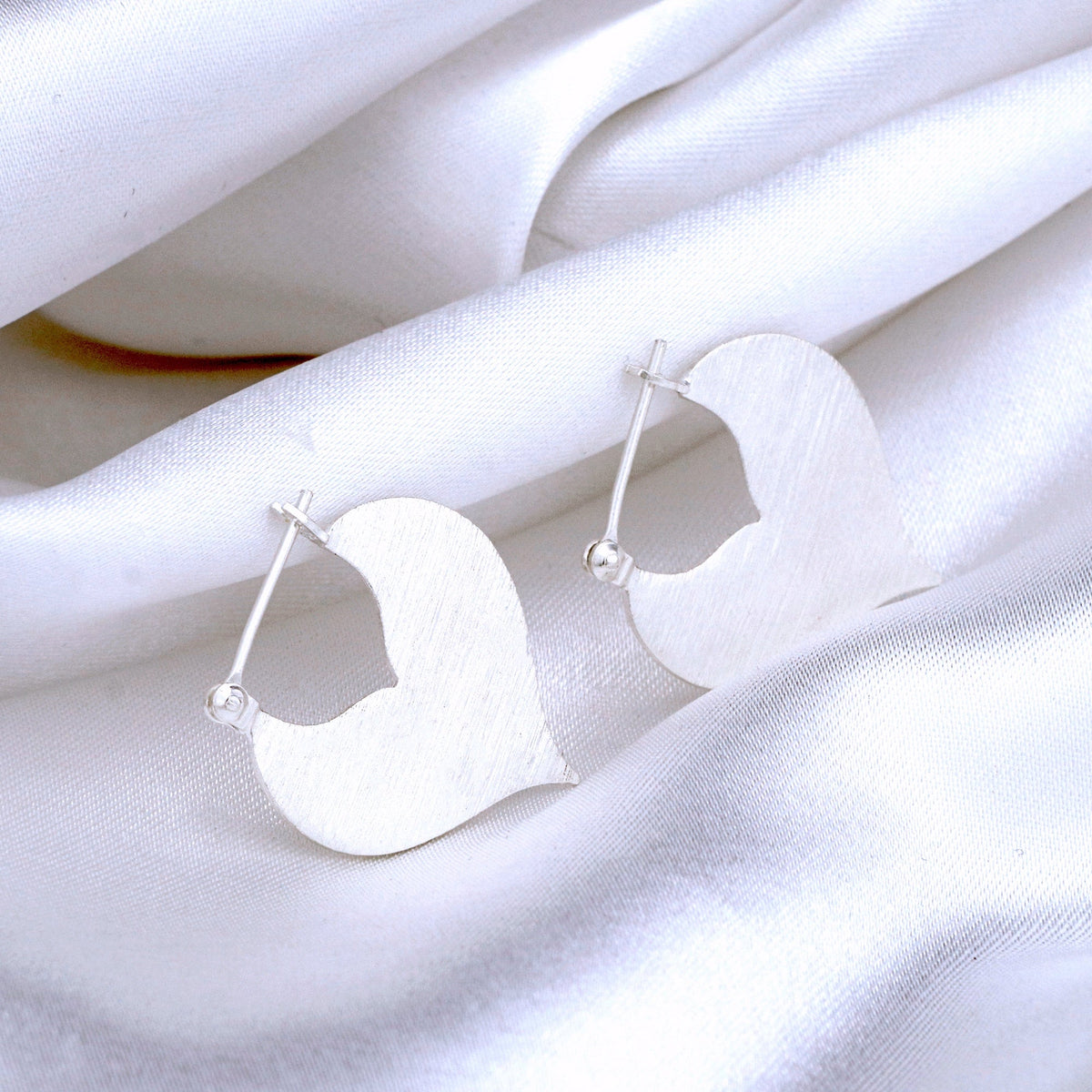 Minimalist Drop Earrings - 925 Sterling Silver Brushed Sultan 1001 Nights Arabian Style OHR925-87