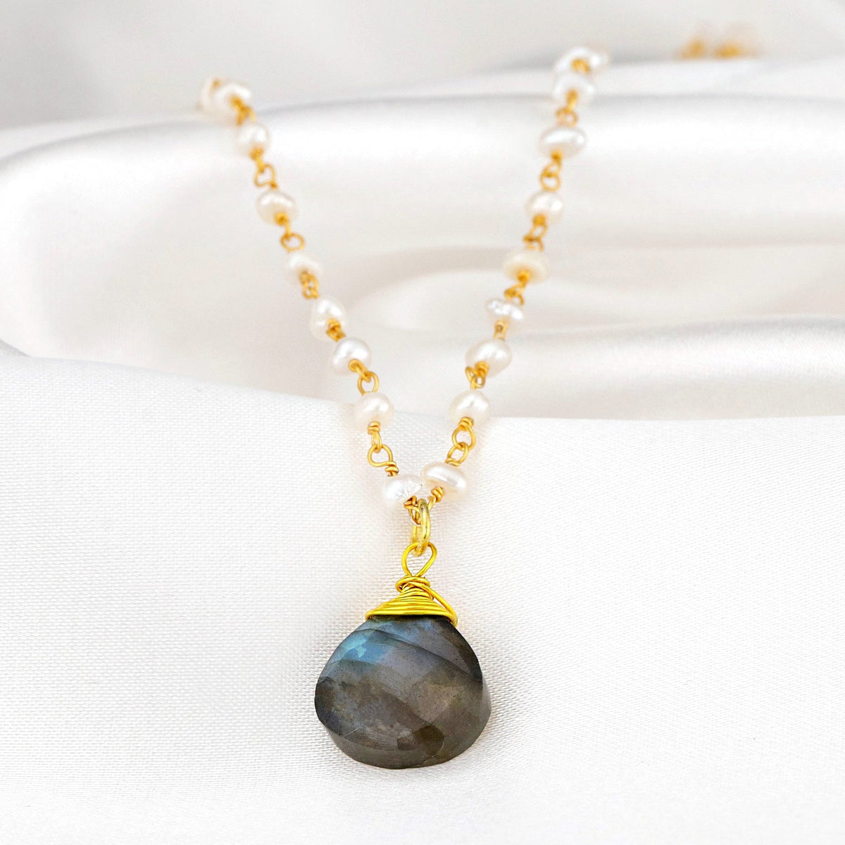 Labradorite & Freshwater Pearl Gemstone Teardrop Pendant Necklace Gold - VIK-144