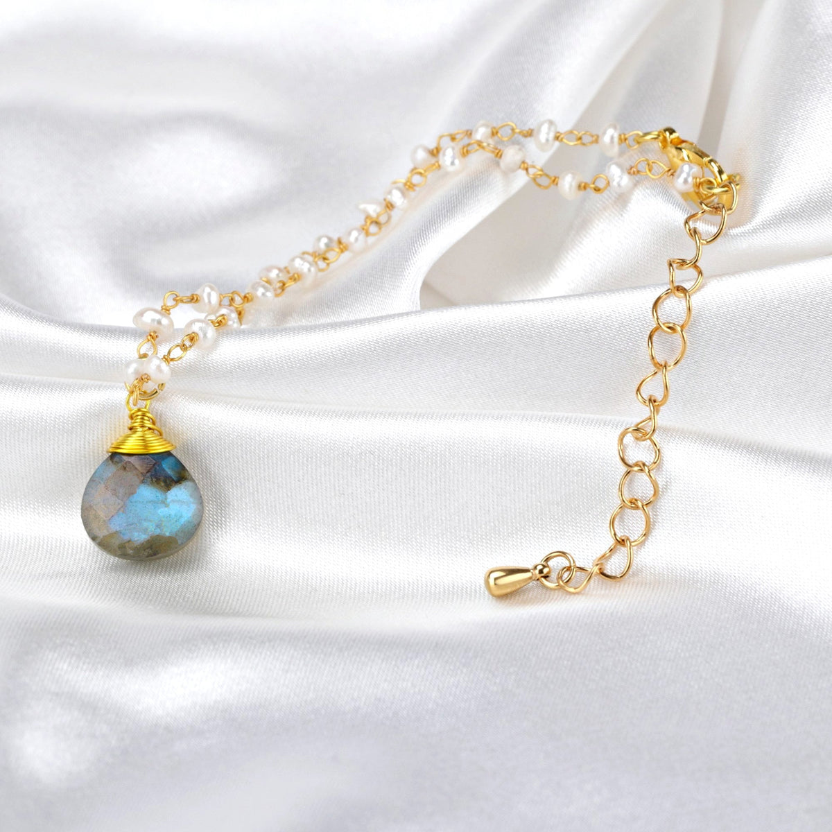 Labradorite & Freshwater Pearl Gemstone Bracelet - RETARM-39