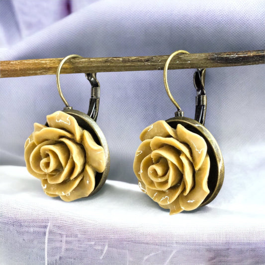 Autumns bronze earrings in vintage style