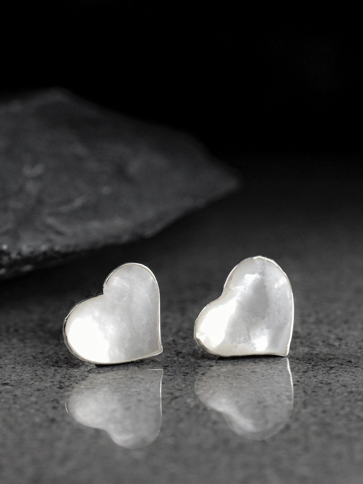 Mother-of-Pearl Heart Stud Earrings - 925 Sterling Silver - OHR925-94