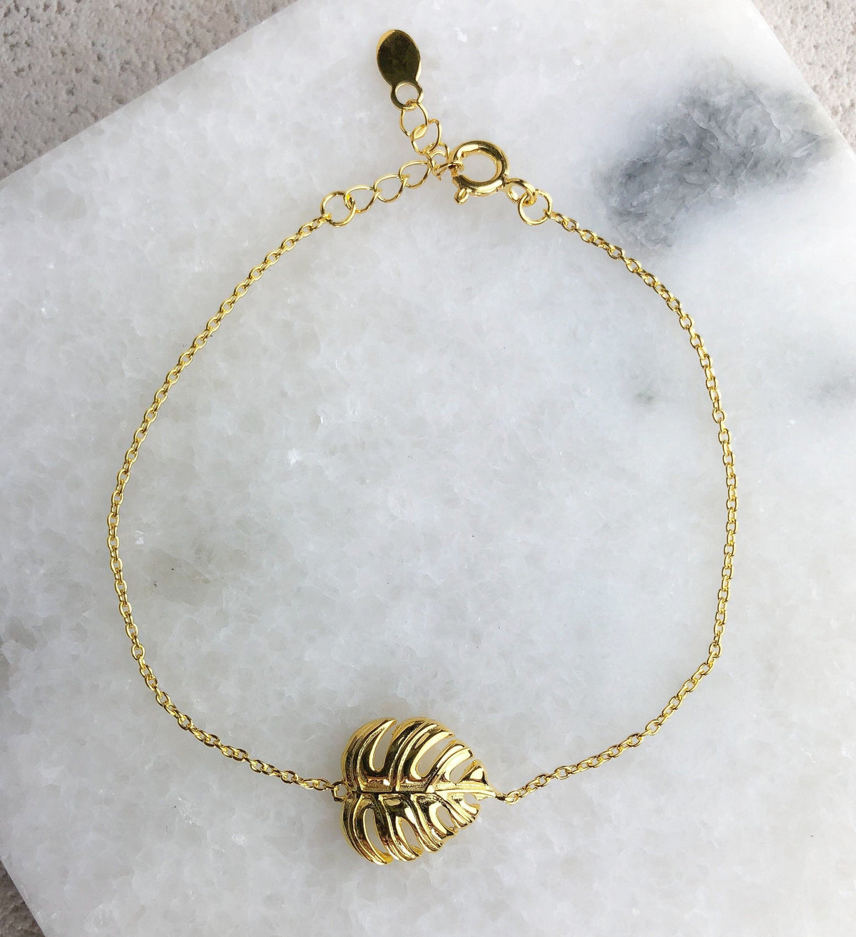 Monstera Leaf Gold Bracelet - 925 Sterling Gold-plated Nature Jewelry - ARM925-46