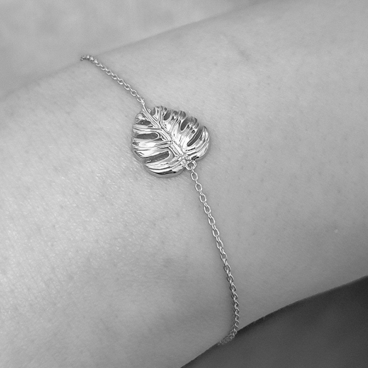 Monstera Leaf Bracelet - 925 Sterling Silver Exotic Plant Jewelry - ARM925-34