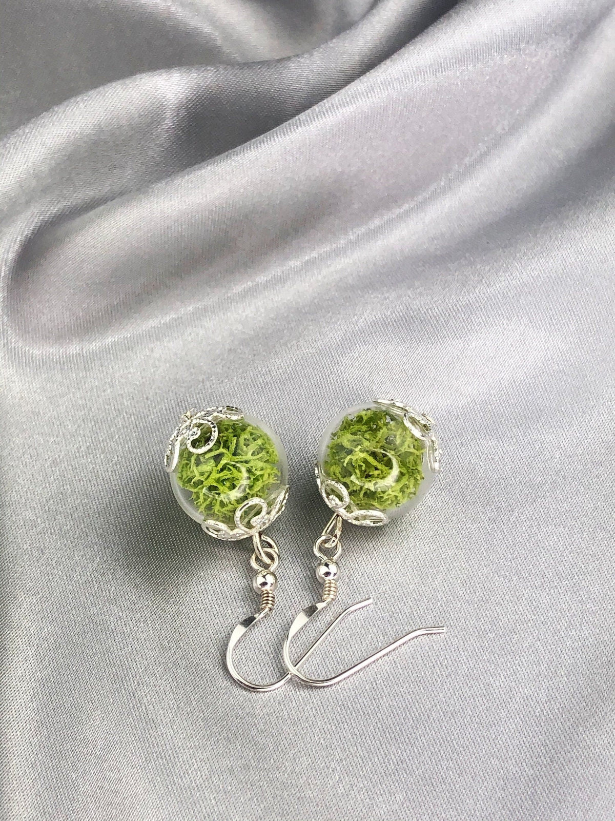 Real Moss Earrings - 925 Sterling Silver Jewelry - Botanical Terrarium Dangle Earrings - OHR925-10