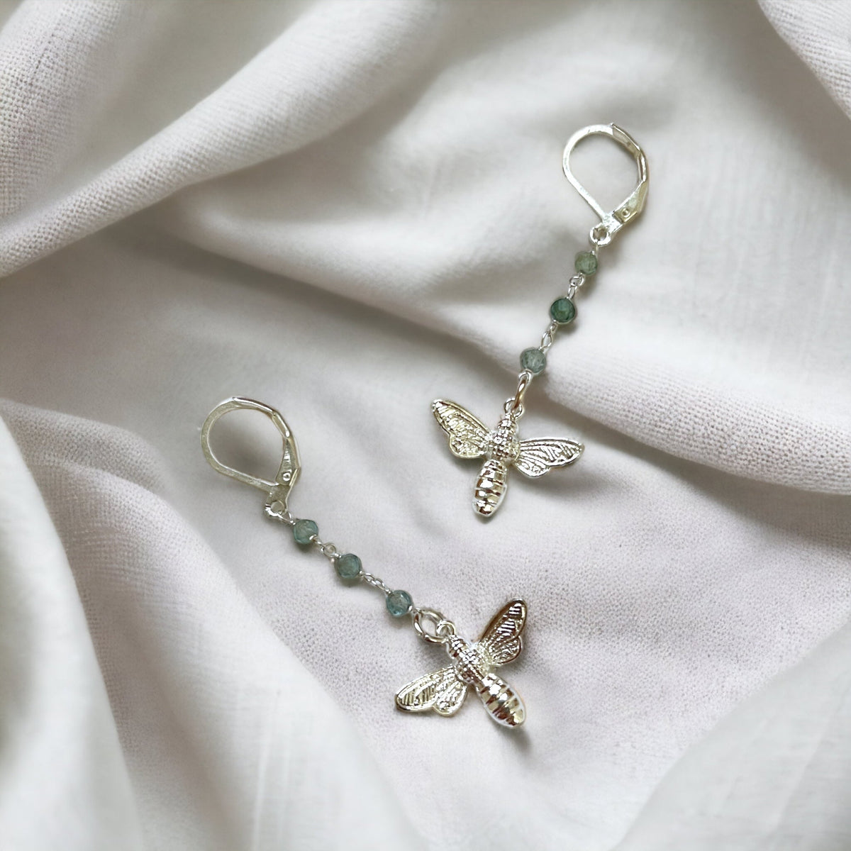 Enchanting Gemstone Earrings with Blue Apatite and Bee Pendant – Elegance and Nature Inspiration - VINOHR-48