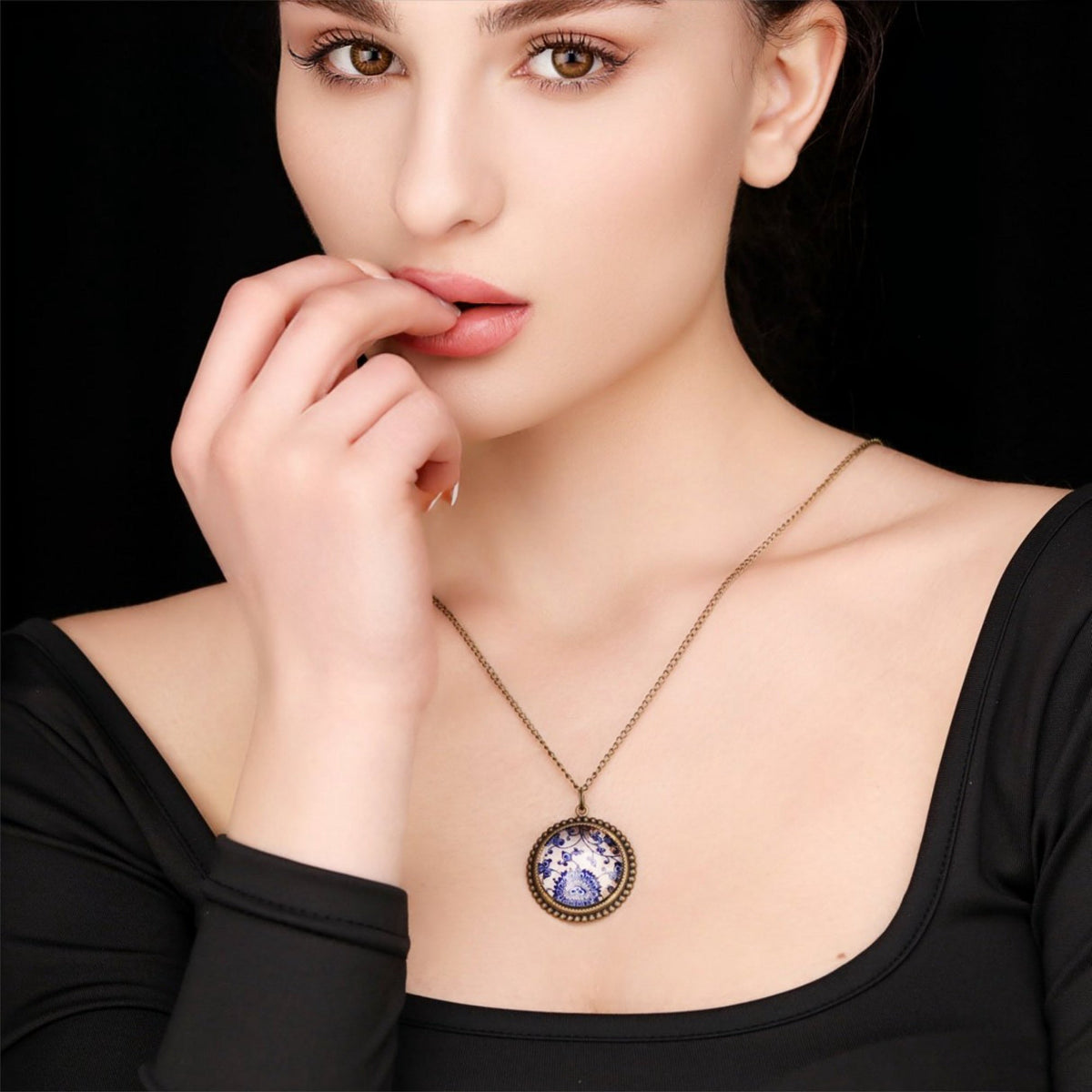 Oriental Tile Bronze Necklace in vintage style - VIK-54
