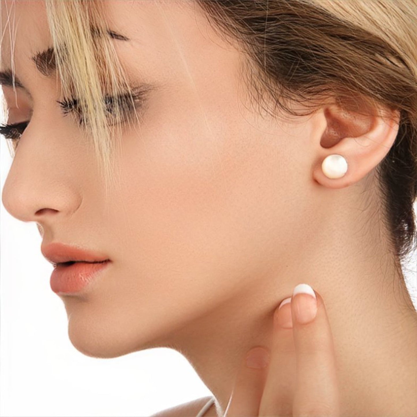 Pearl Mini Stud Earrings - 925 Sterling Silver Minimalist Earrings — 128