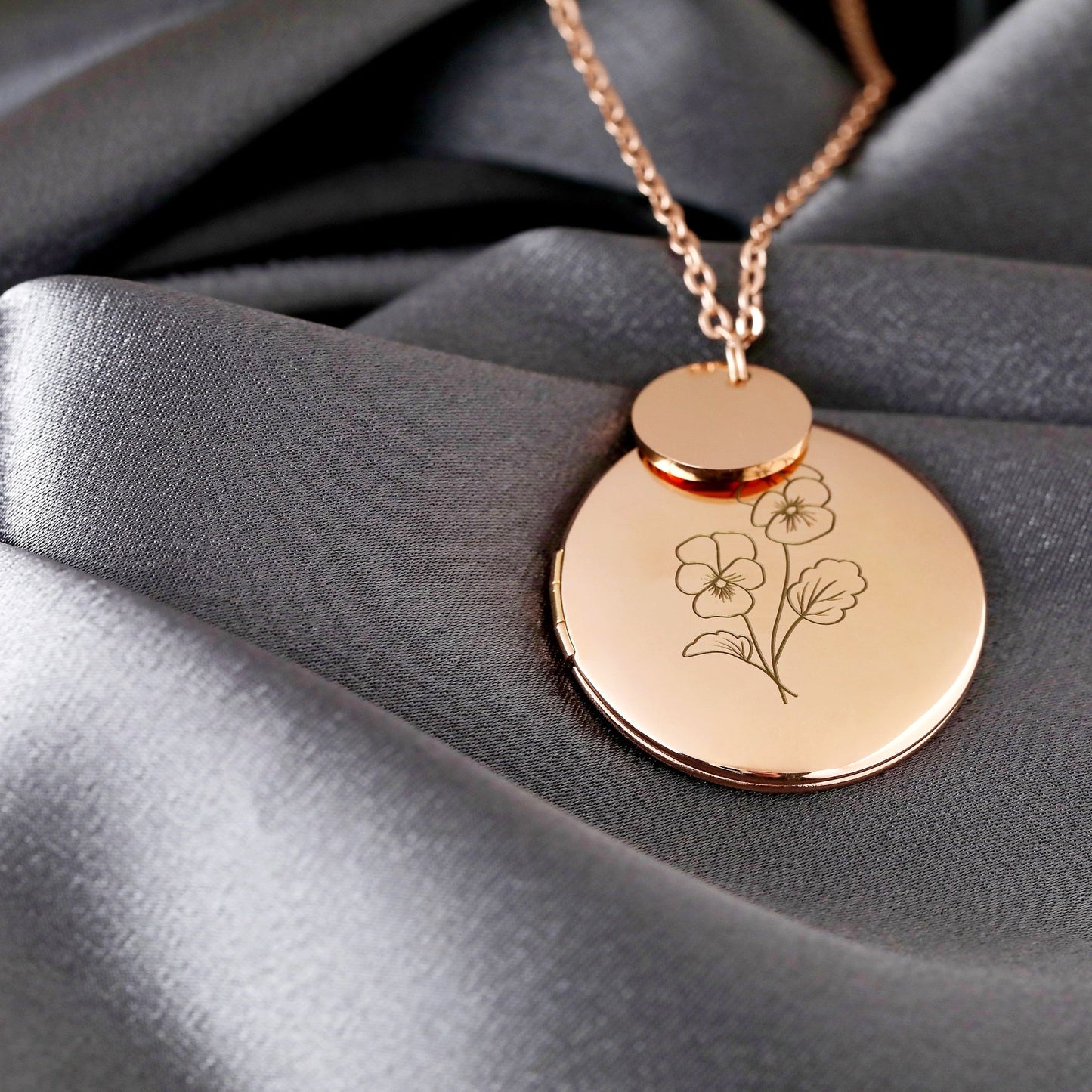 Personalized BIRTH FLOWER Photo Locket Necklace with Photo Service…
