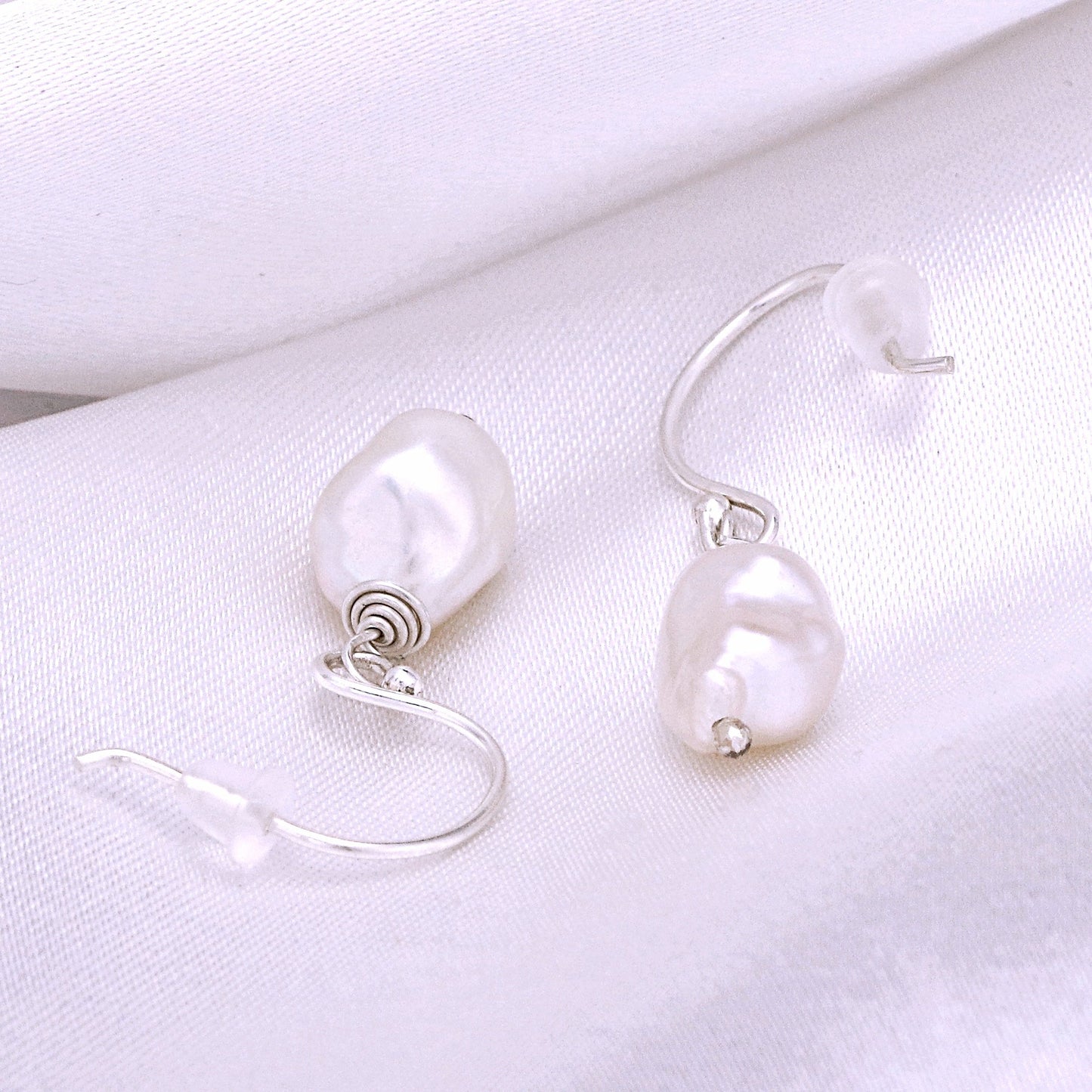 Baroque freshwater pearl earrings - beads drop earrings — 132