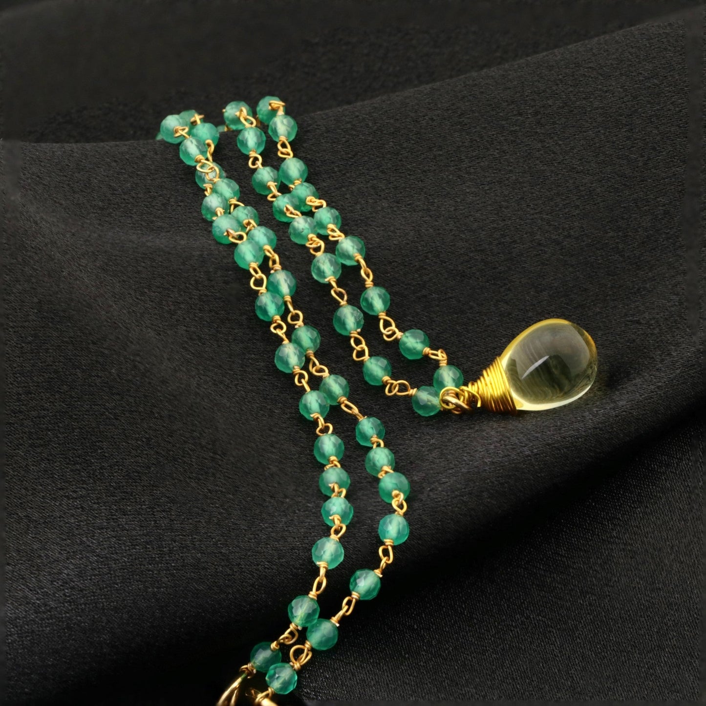 Gemstone necklace with Aventurine and Citrine teardrop pendant - VIK-26