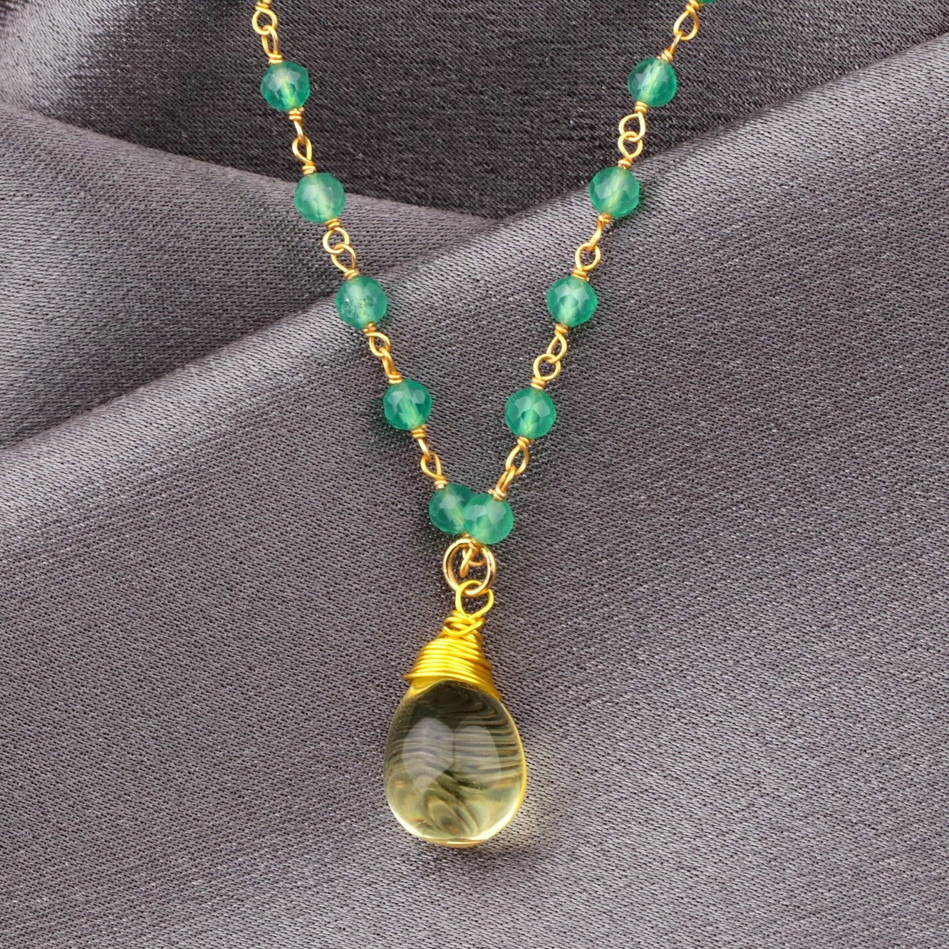 Gemstone necklace with Aventurine and Citrine teardrop pendant - VIK-26