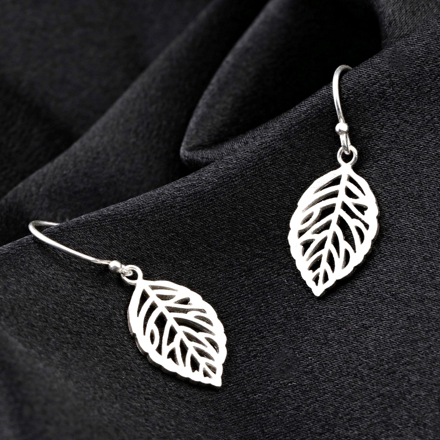 silver leaves — 925 sterling earrings