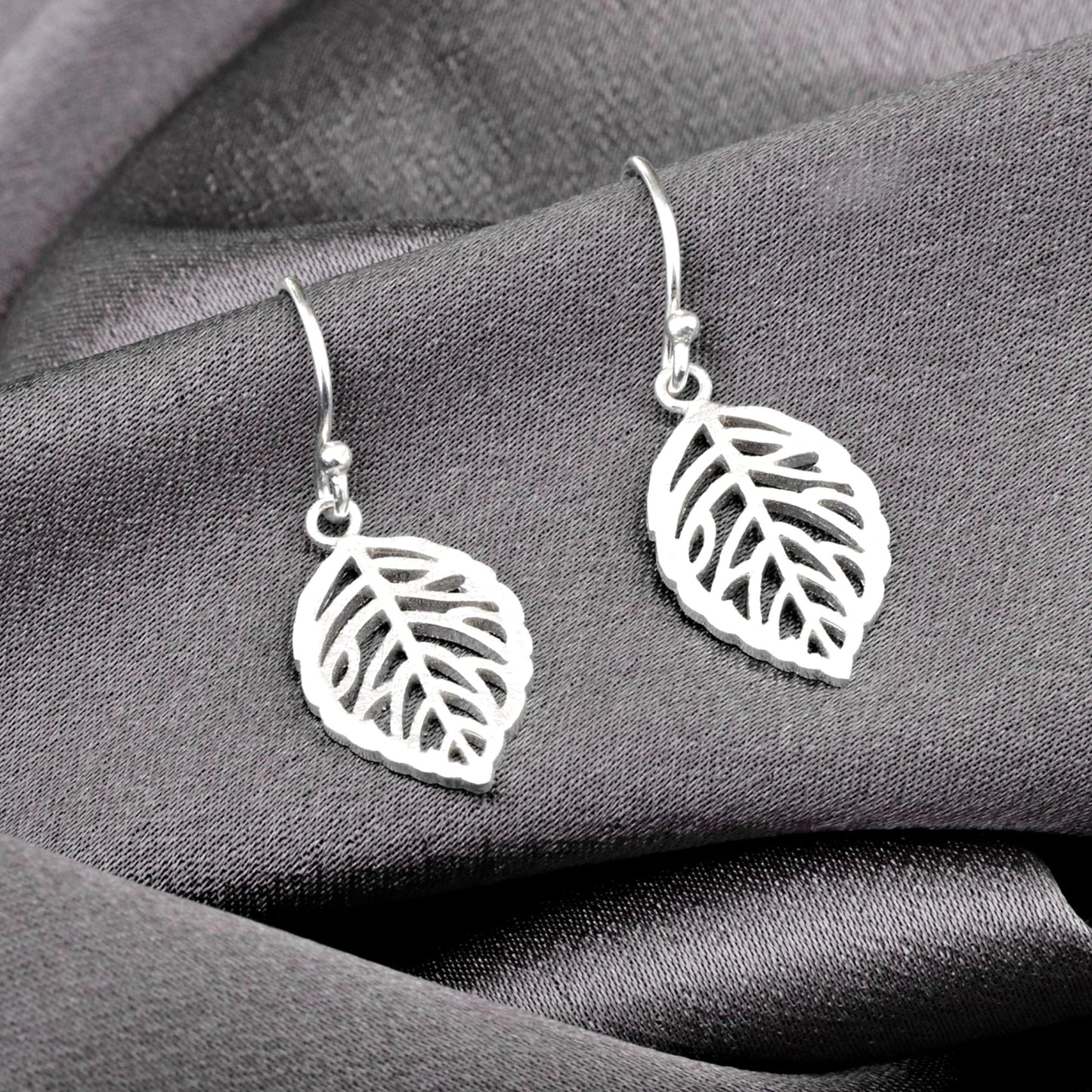 silver leaves — 925 sterling earrings