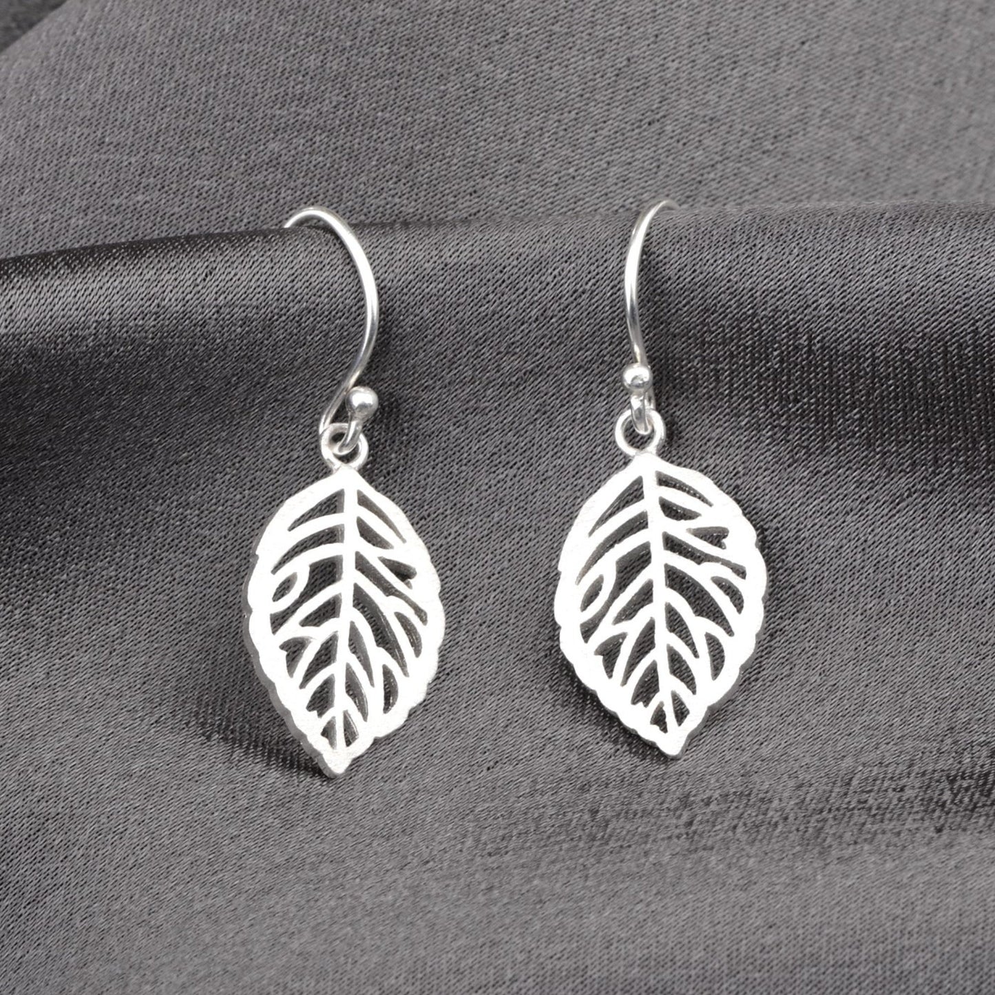 silver leaves — 925 sterling earrings
