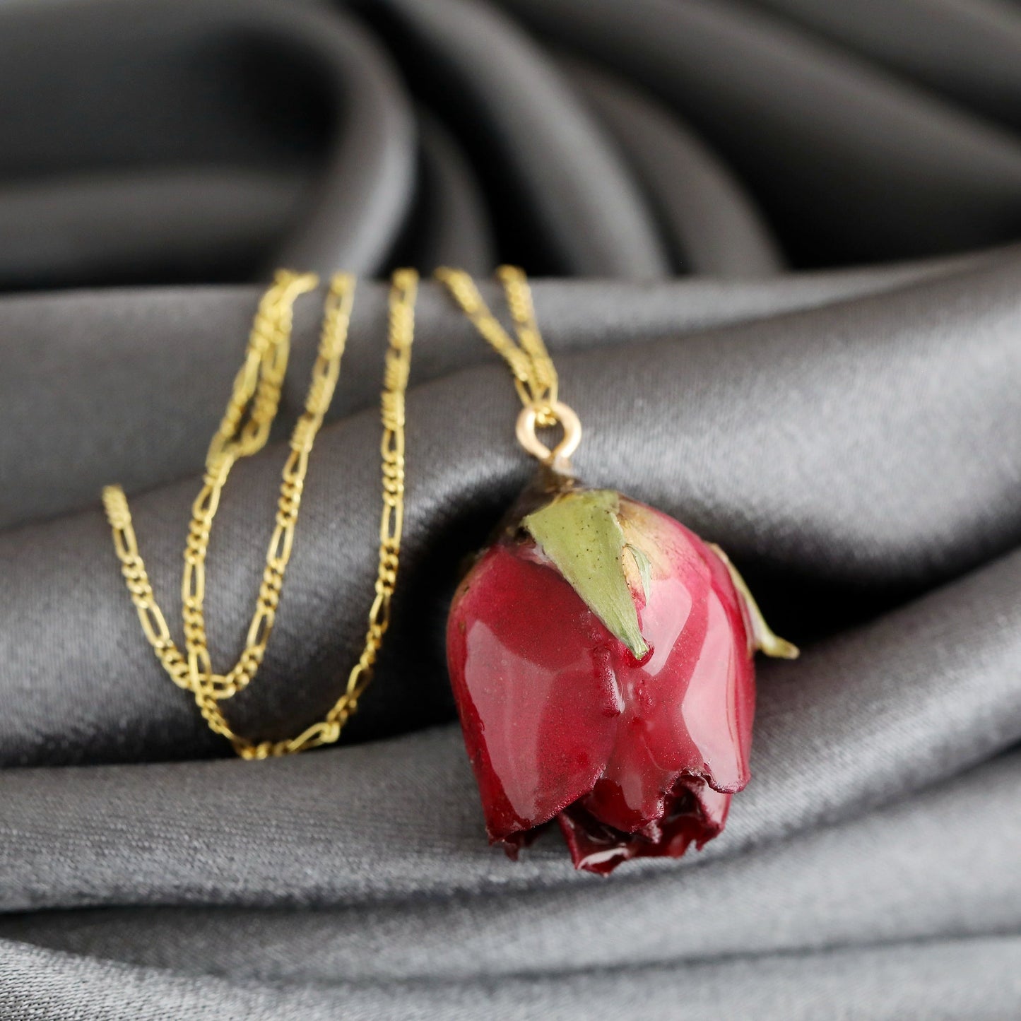 Real Red Rose — 925 Sterling Silver Gilded Chain