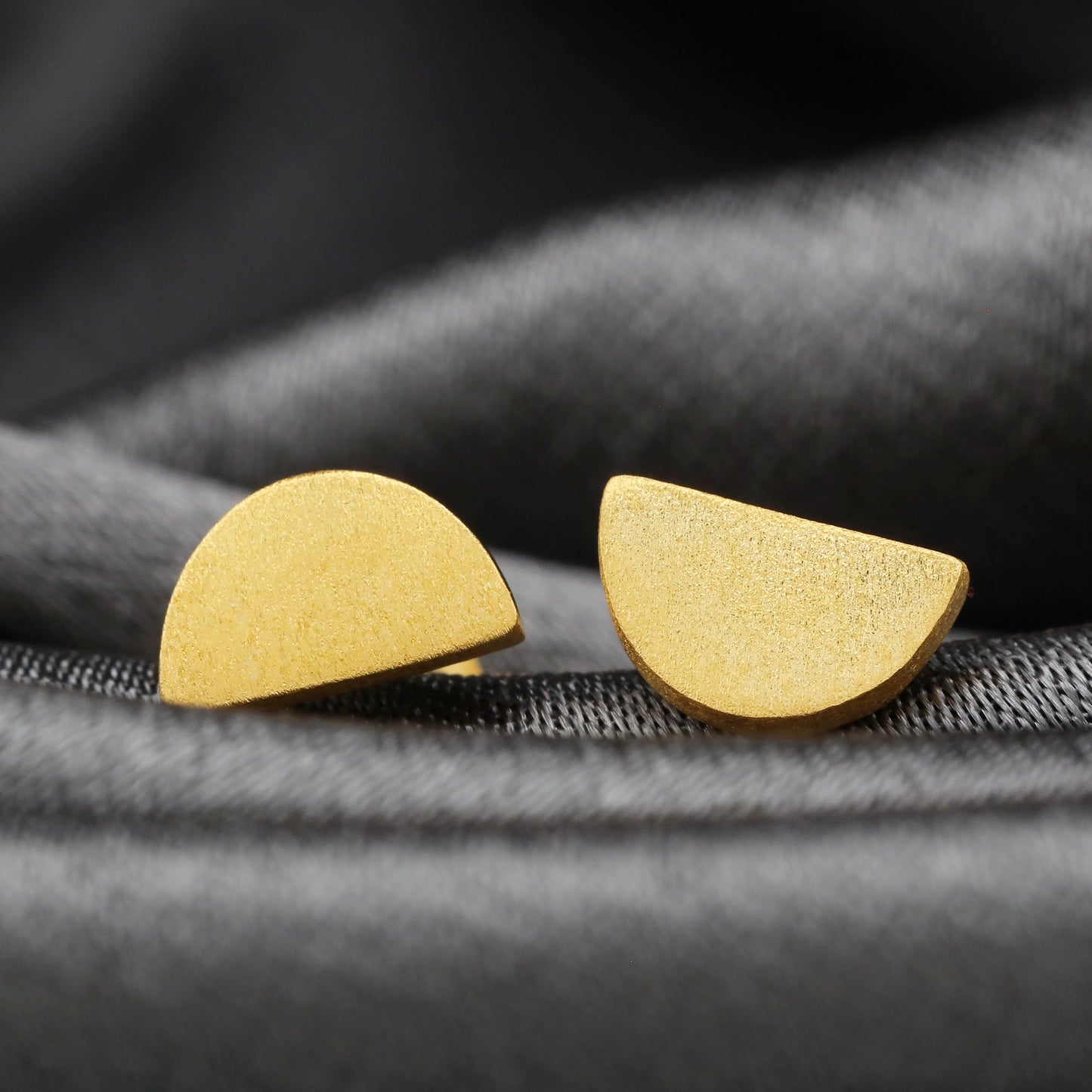 Crescent — 925 Sterling Gilded Mini Studs