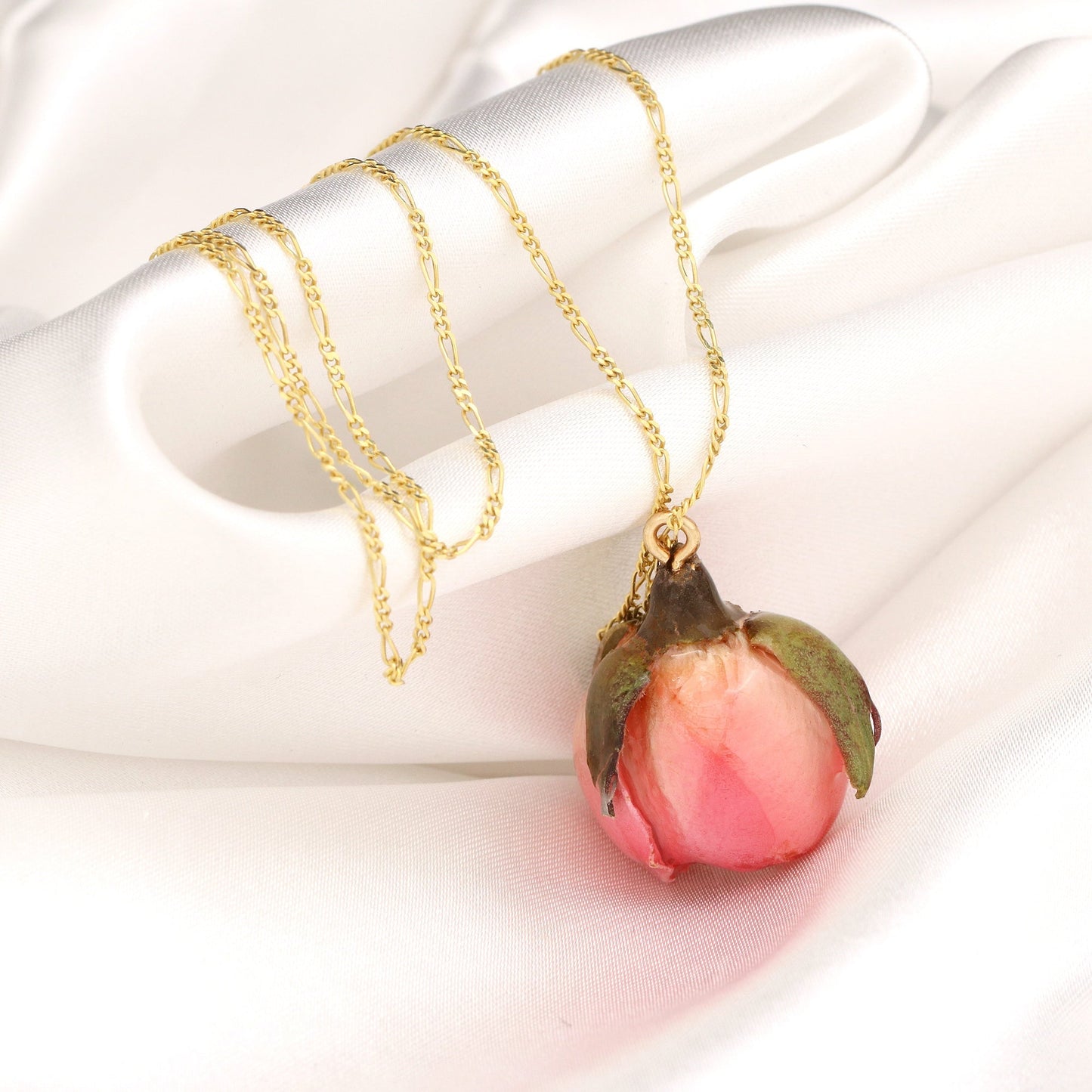 Real Rose Necklace - 925 Sterling Gold Plated Chain Poured with Resin