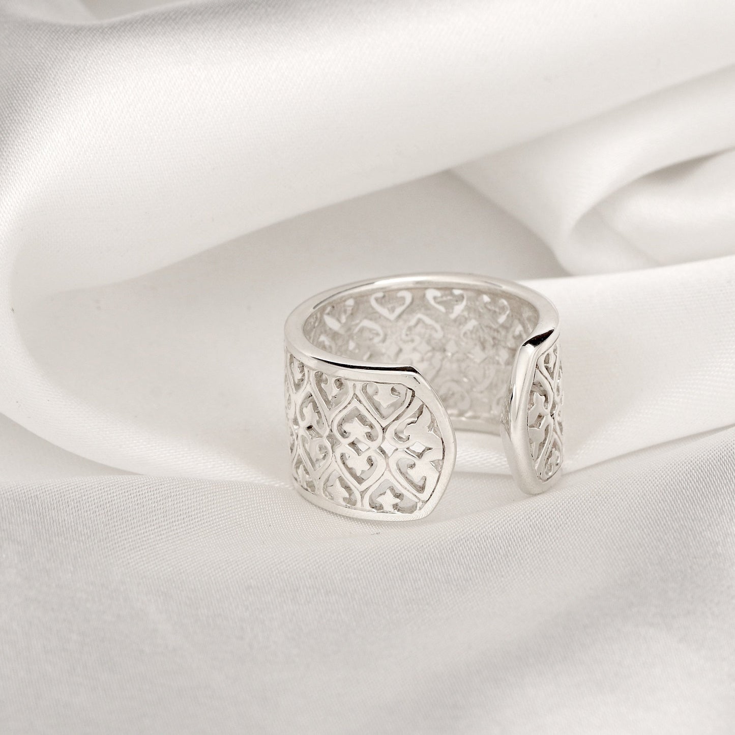 Ornamental 925 Sterling Silver Ring in Orient Style - Size…