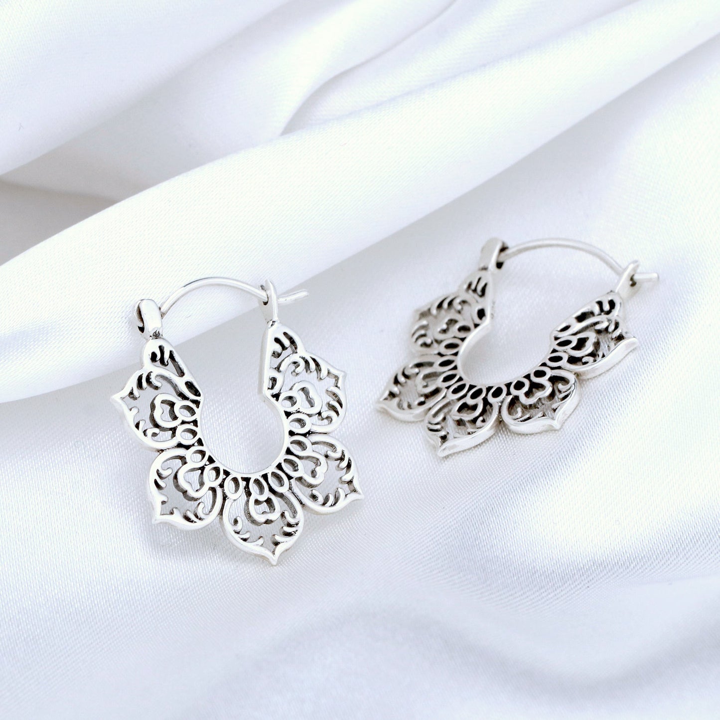925 silver earrings karma III