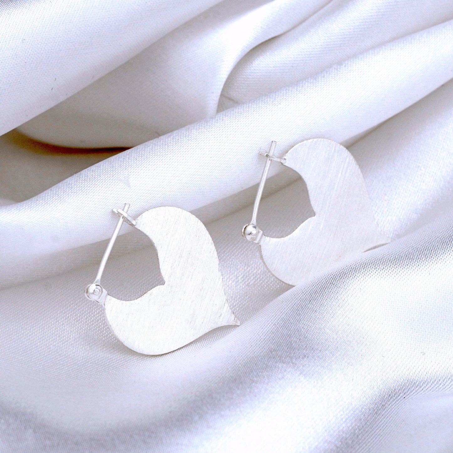 Minimalist Drop Earrings - 925 Sterling Silver Brushed Sultan 1001…