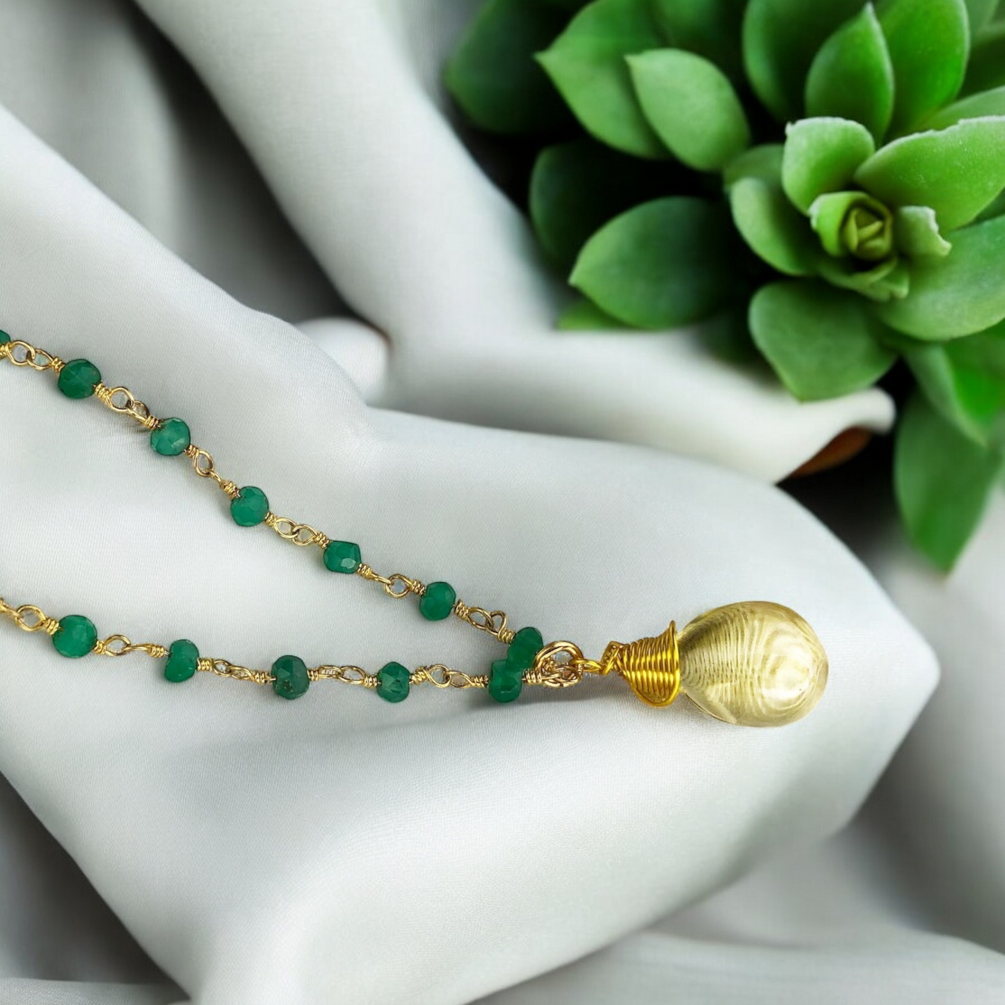 Gemstone necklace with Aventurine and Citrine teardrop pendant - VIK-26