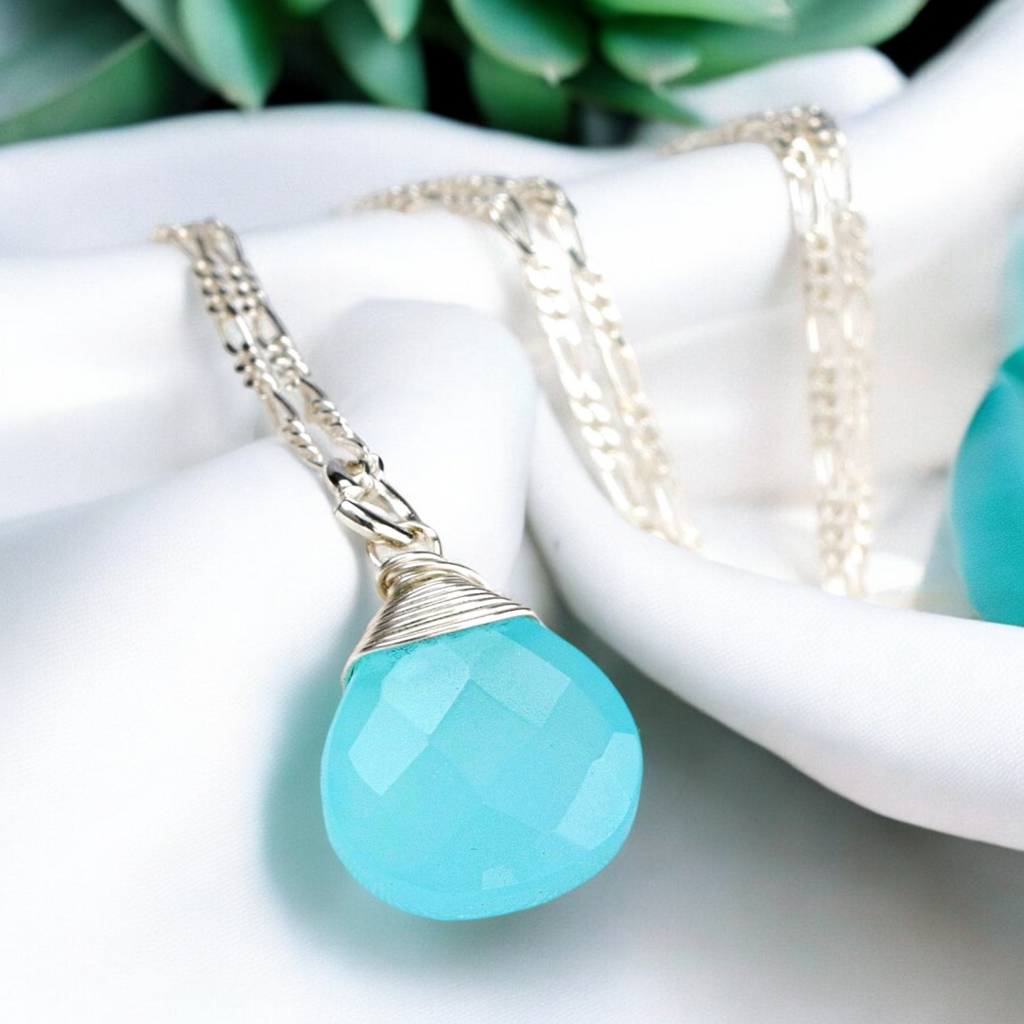 Chalcedon Drop Silver Chain - 925 Sterling Silver Blue Crystal Gem…