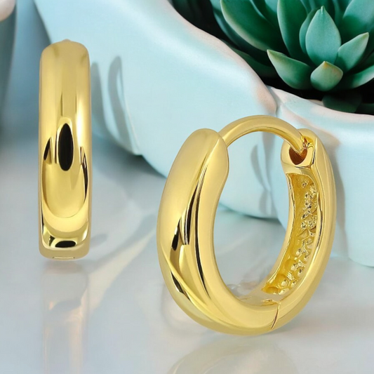 Classic Huggie Hoop Earrings in 925 Sterling Silver – 18K Flash Gold…