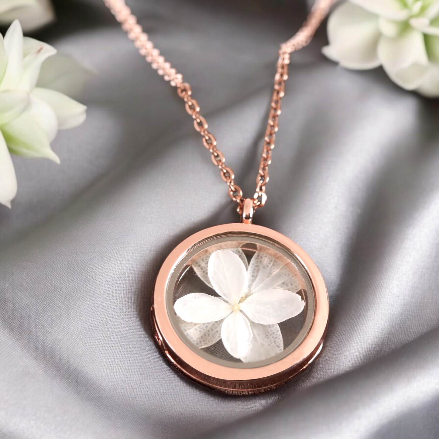 925 Sterling Rosegold Gilded White Hydrangea Blossom Chain