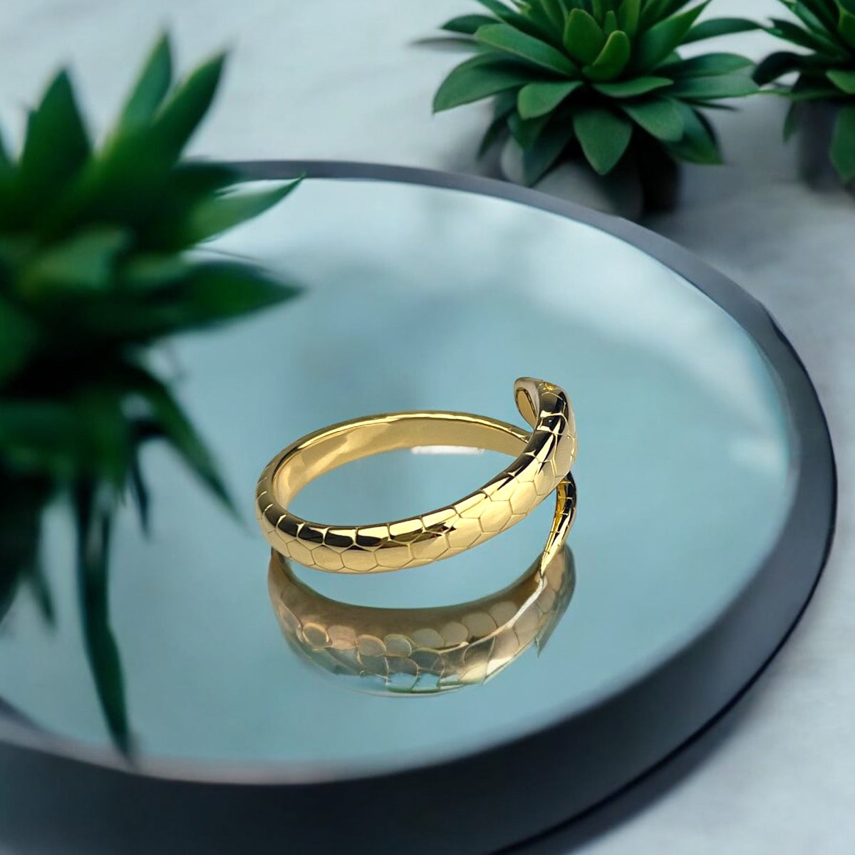 925 Sterling Silver Gold-plated Snake Ring – Adjustable Ring made of Genuine Silver | Luxurious Statement Jewelry RG925-43