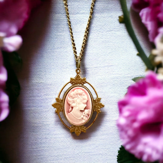 Time Travel in Style: Delicate Bronze Chain with Vintage Cameo Lady…
