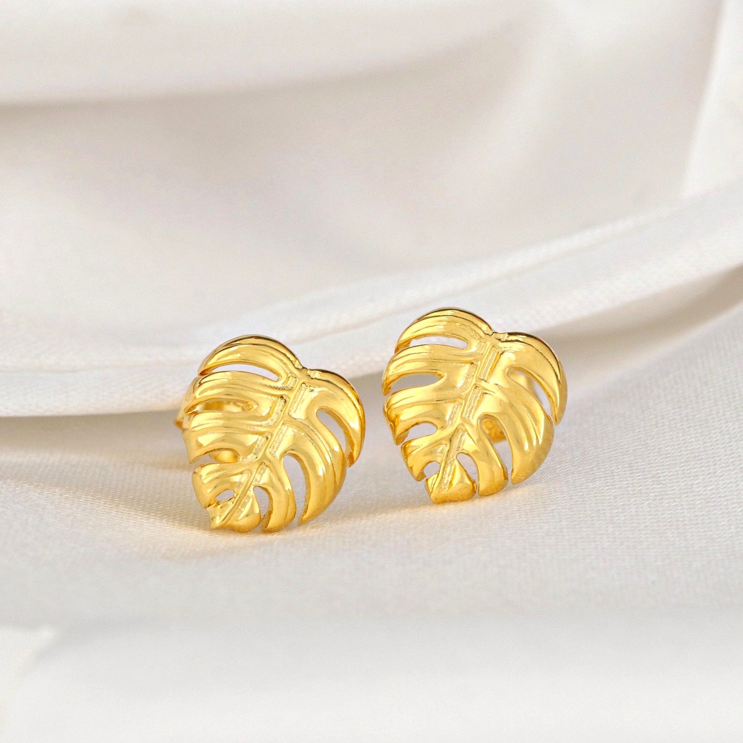 Monstera Leaf Stud Earrings - 925 Gold Gold Plated Exotic Leaves…