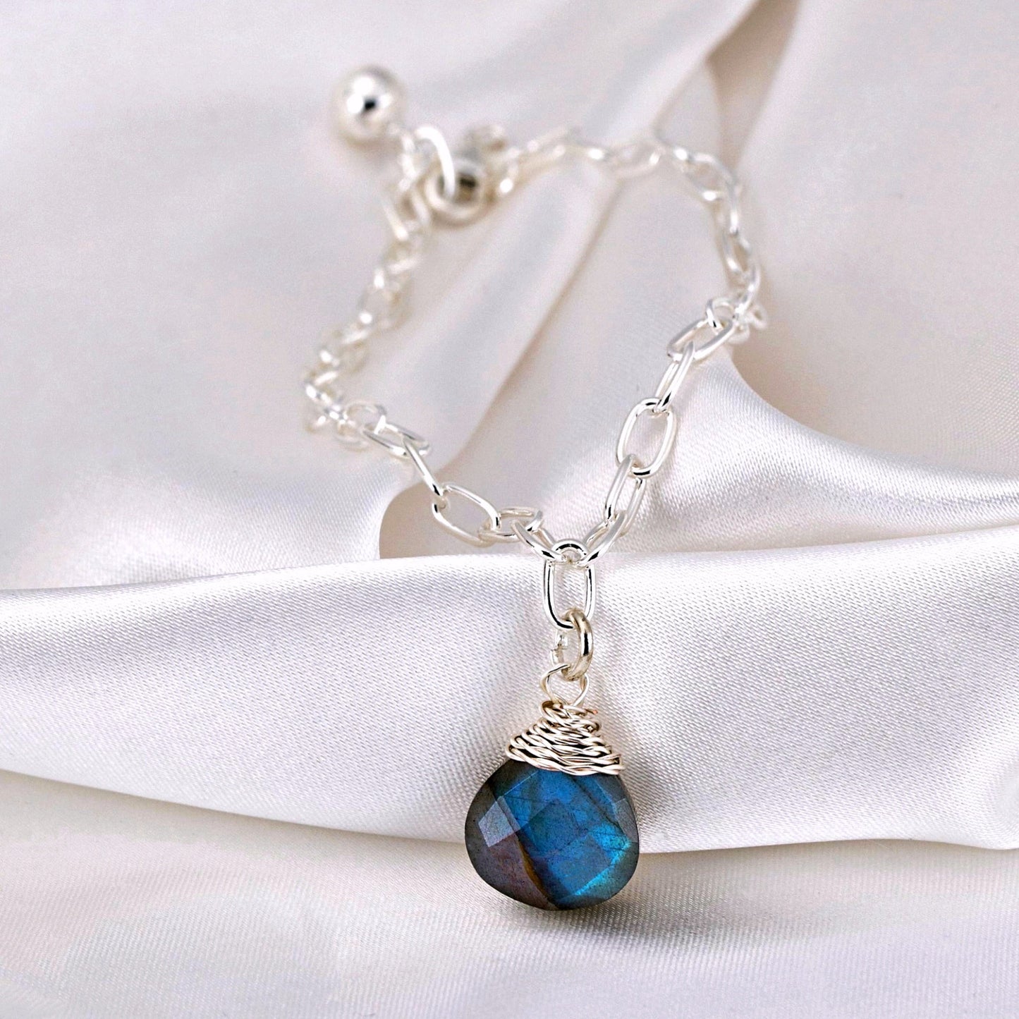 Labradorite Gemstone Bracelet - 925 Sterling Silver Meditation…