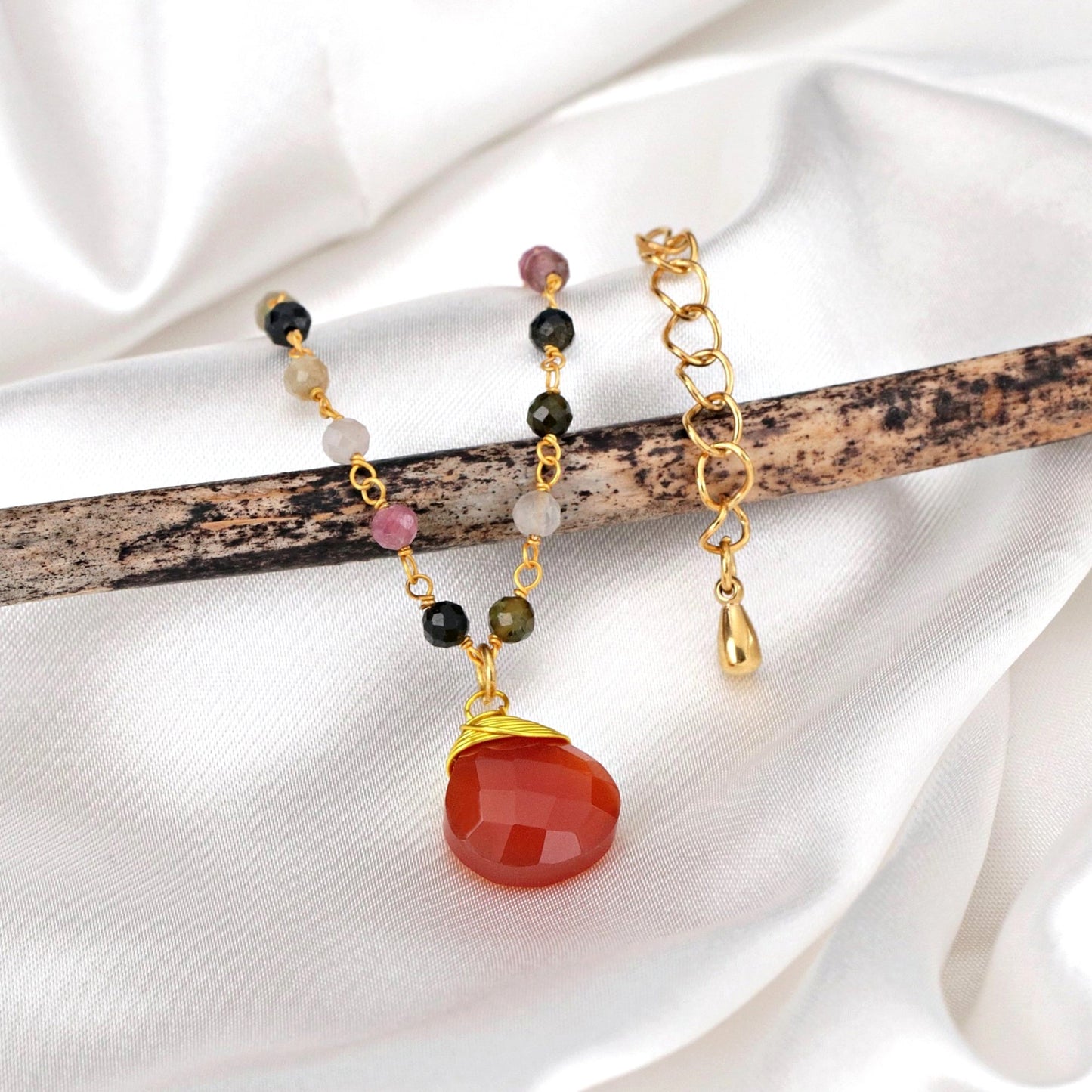 Carnelian & Tourmaline Gemstone Drop Bracelet Gold - RETARM-37