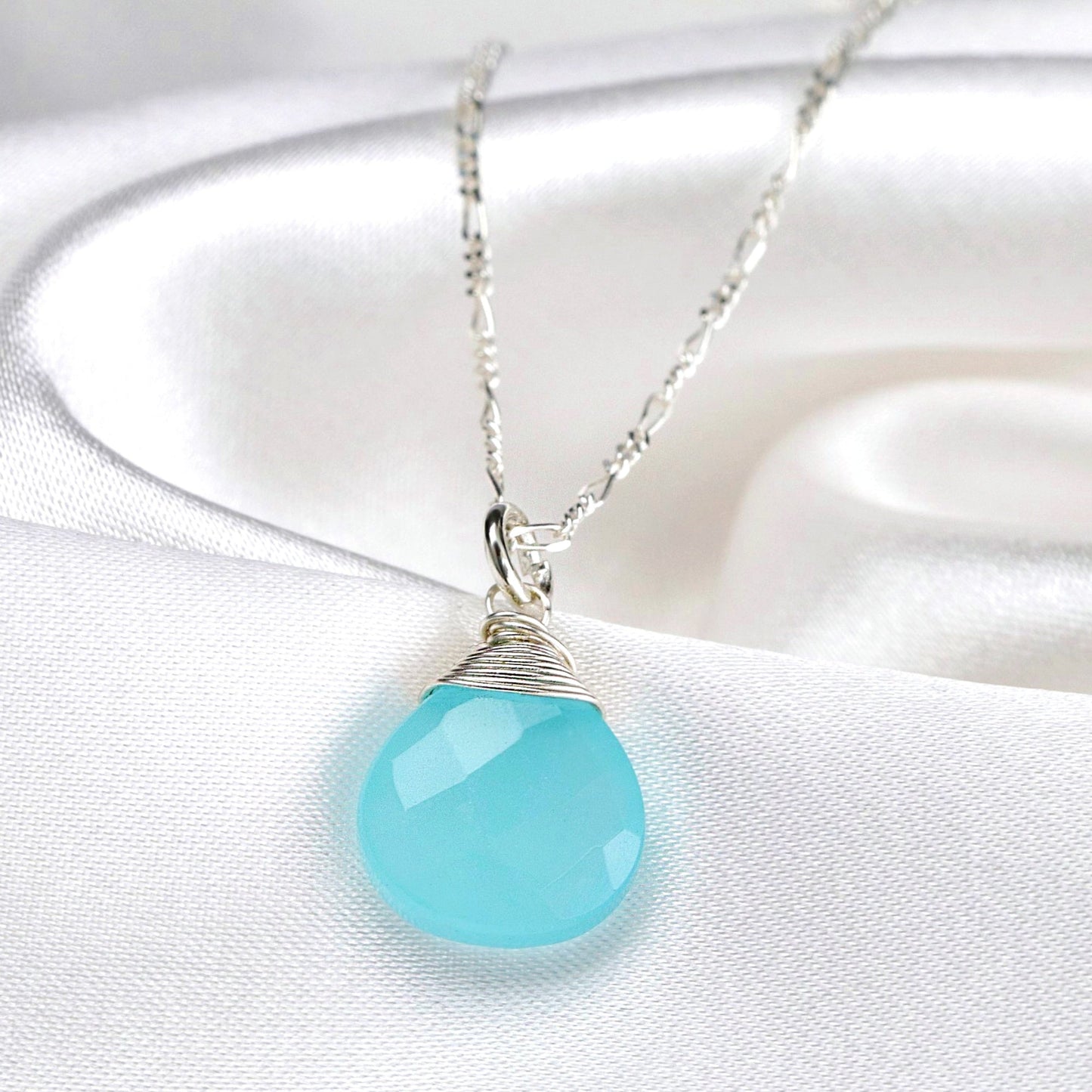 Chalcedon Drop Silver Chain - 925 Sterling Silver Blue Crystal Gem…