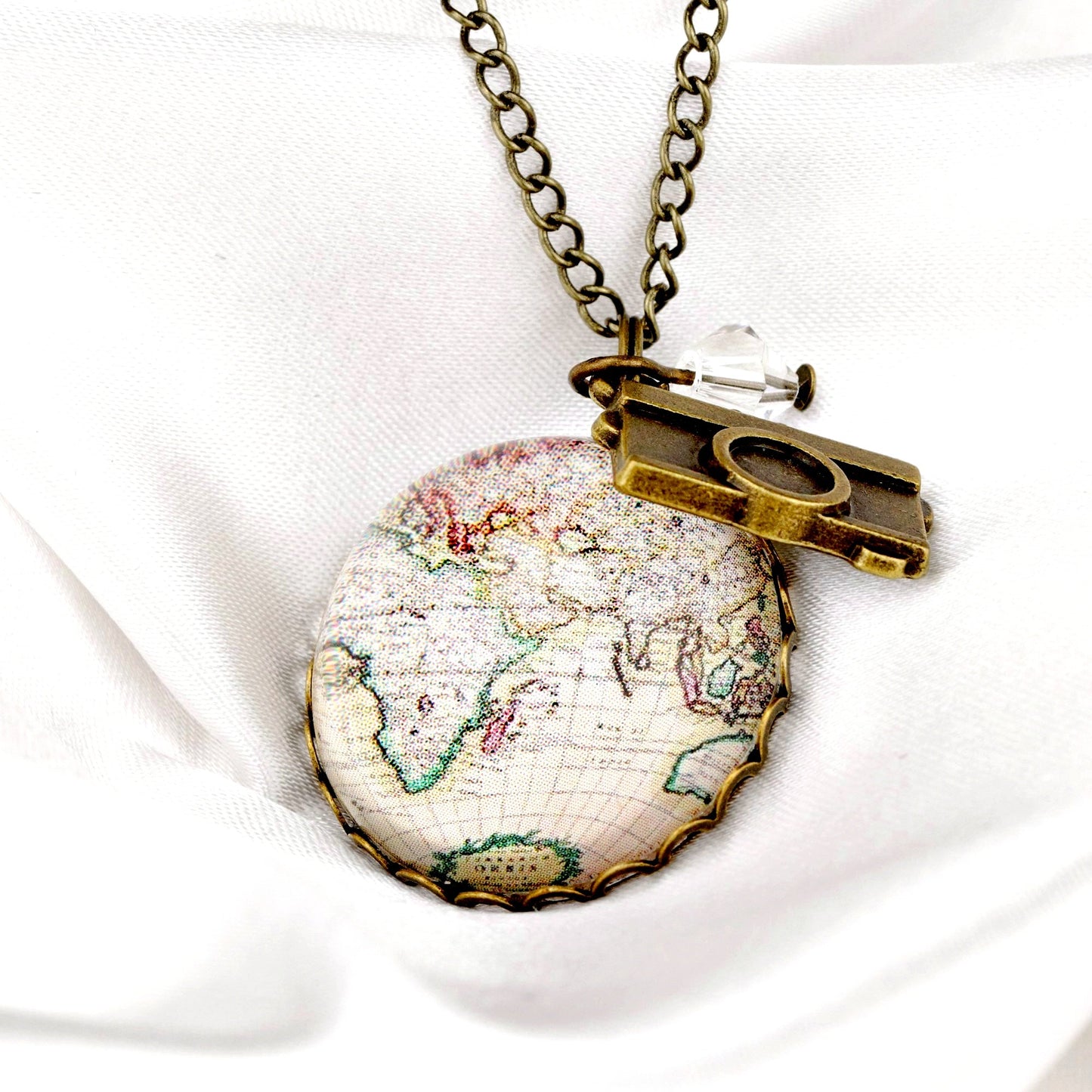 World Map Globe Pendant Chain Vintage Style - Globetrotter Jewelry
