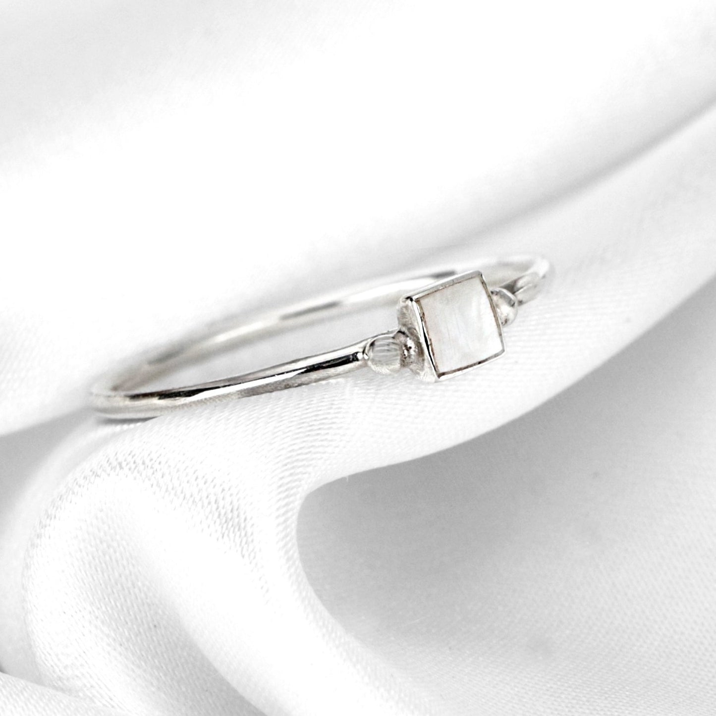 925 Sterling Silver Square Ring Pearl Mutton