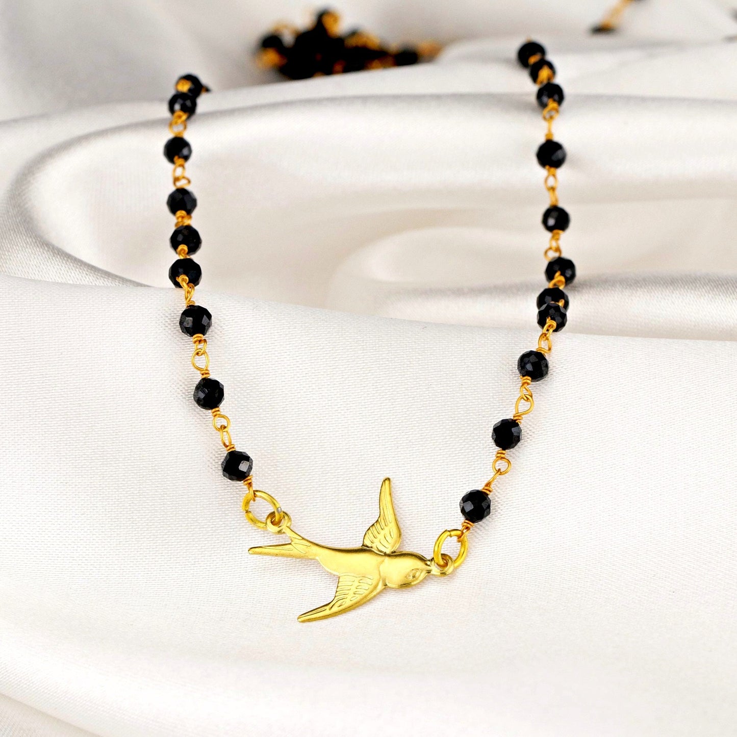 Onyx Schwalbe Gold Pendant Chain - Gold Plated Bird Black Gemstone…
