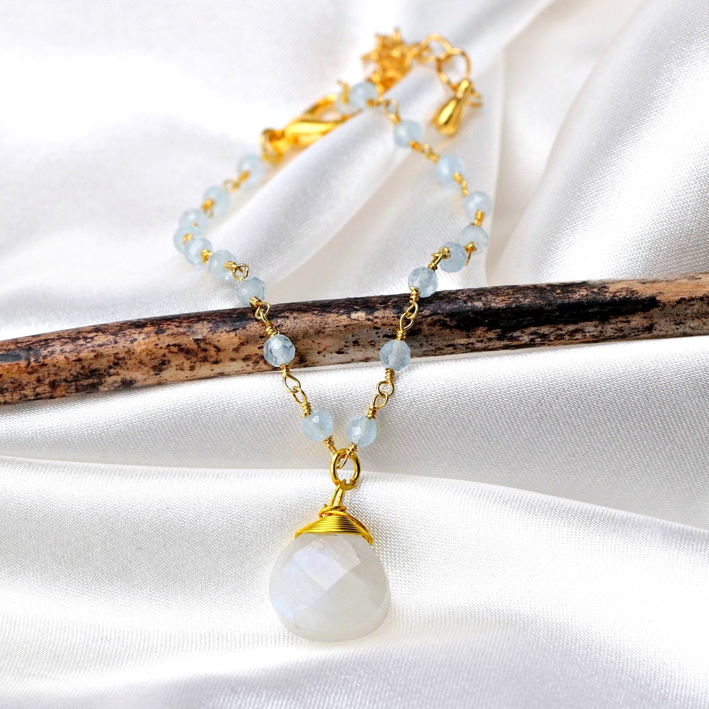 Moonstone & Aquamarine Gemstone Teardrop Bracelet Gold - RETARM-41