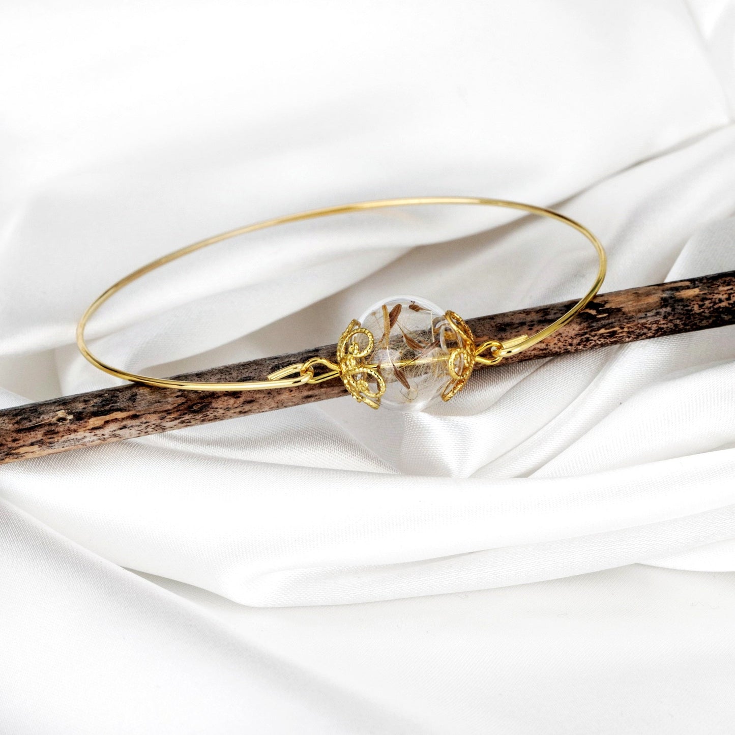 Dandelion Pust Floral Bangle - Gold Gold Plated Terarrium Jewelry…