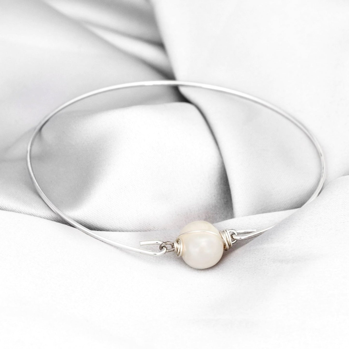 Sweet water pearl bangle - silvered natural pearl wire maritim…