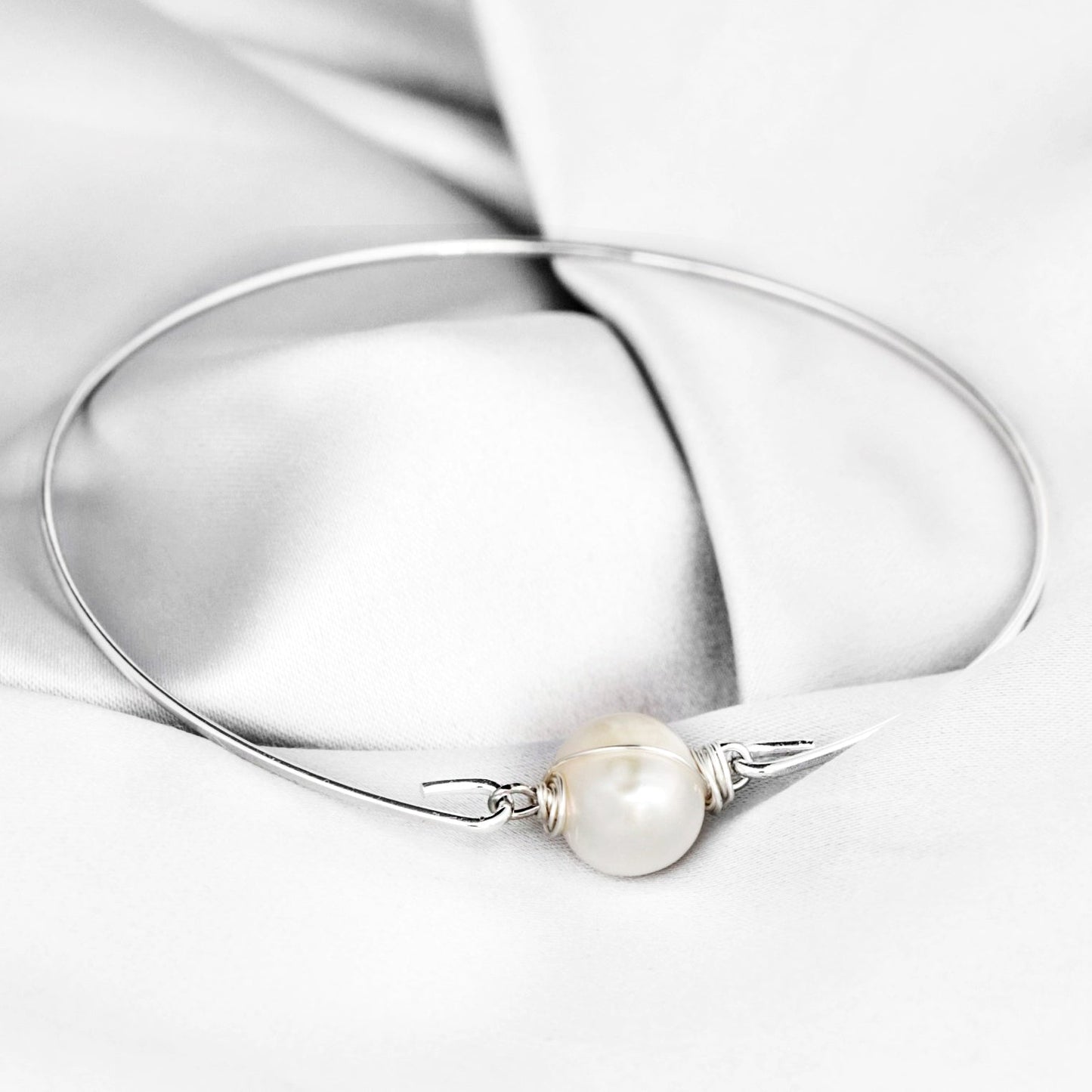 Sweet water pearl bangle - silvered natural pearl wire maritim…
