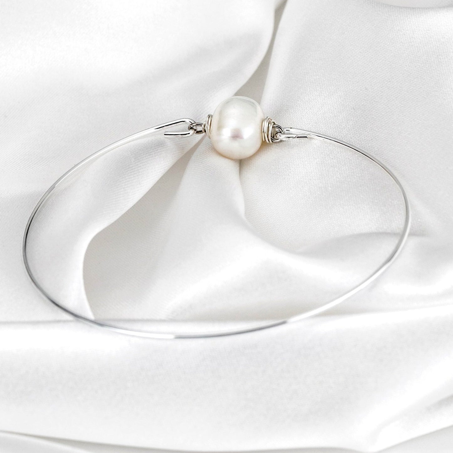 Sweet water pearl bangle - silvered natural pearl wire maritim…