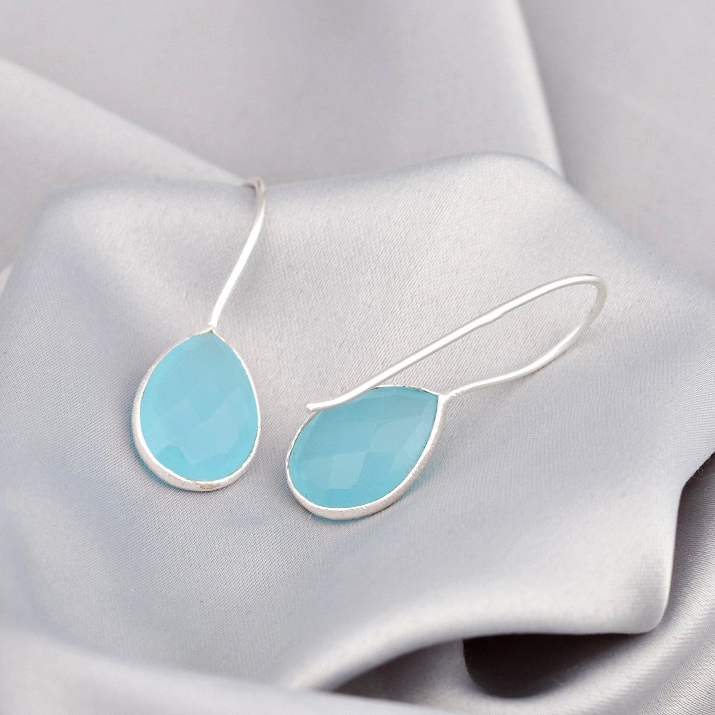 Aquamarine Earrings - 925 Sterling Silver Luxurious Gemstone Earrings