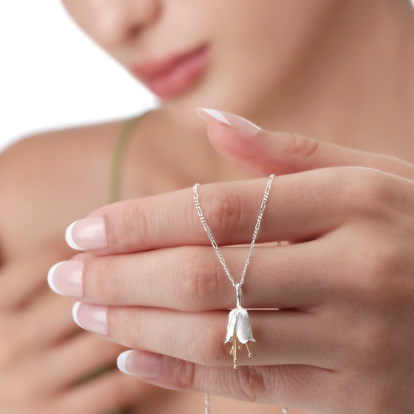 Belly Flowers Chain - 925 Silver Chain Golden Floral Pendant…