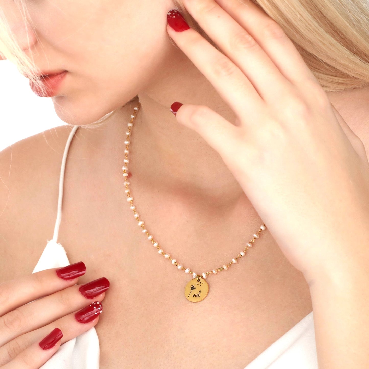 Personalized Necklace with Freshwater Pearls and Engraving Service