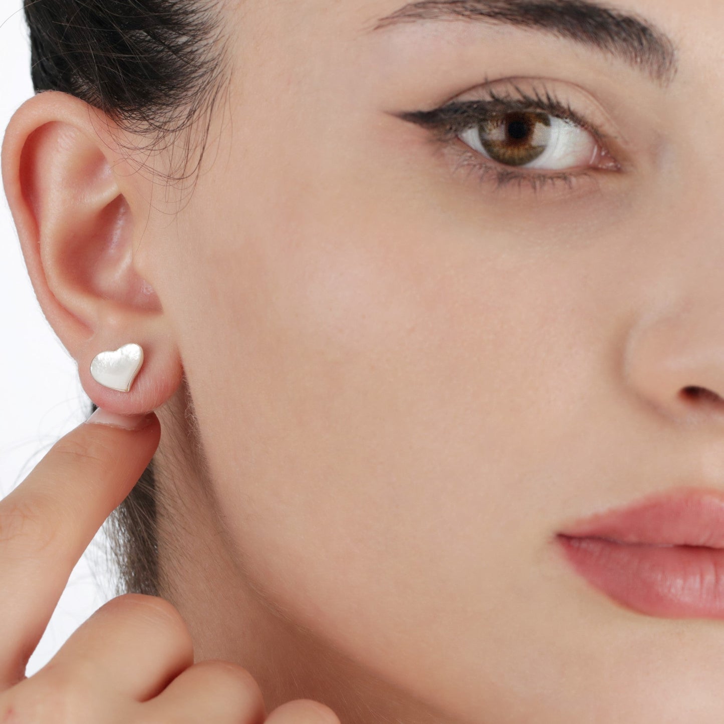 Heart-shaped mother of pearl earrings made of 925 sterling silver — 94