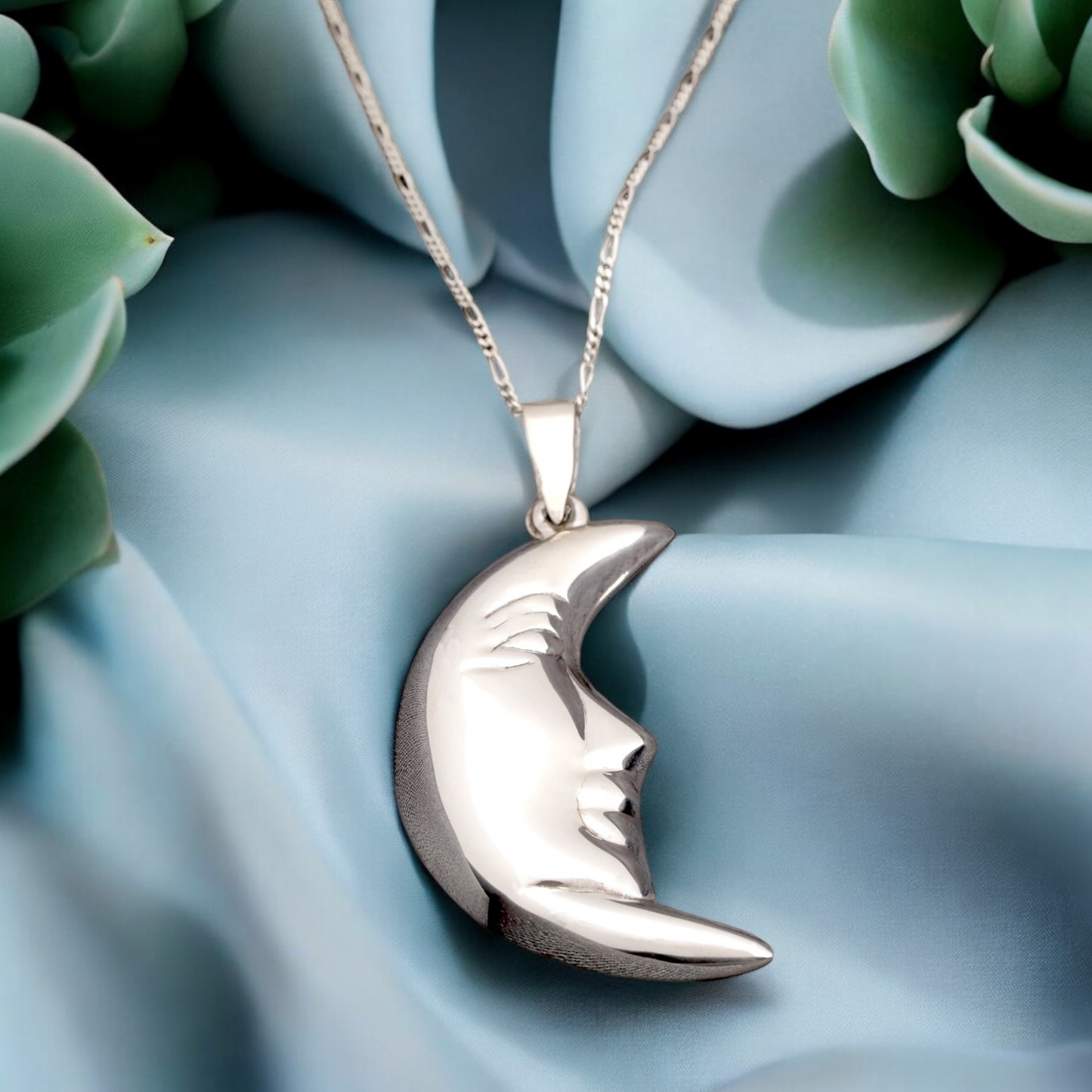 925 Crescent Moon Sterling Silver Necklace