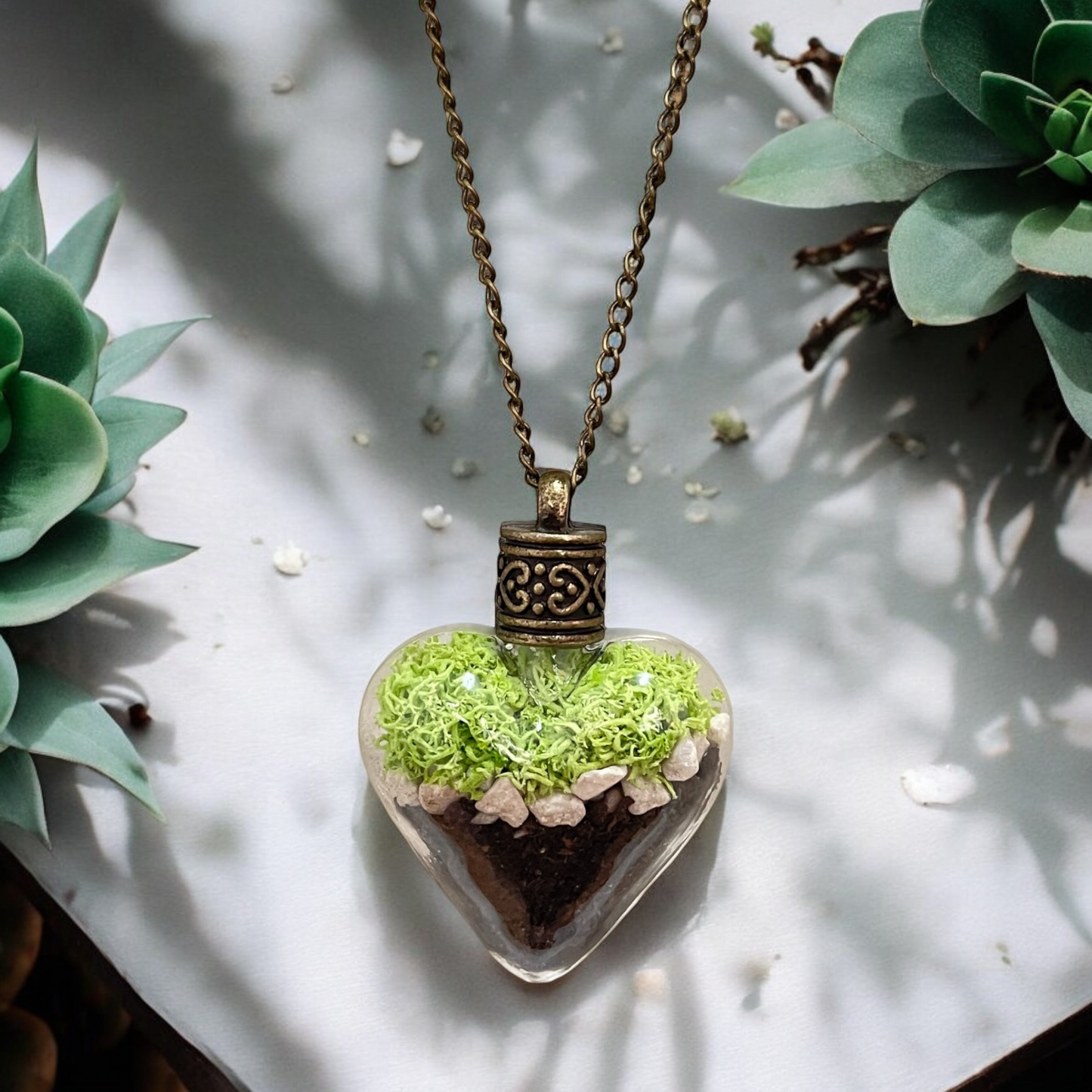 Vintage Terrarium Necklace with Moss, Pebbles, and Soil - Unique…