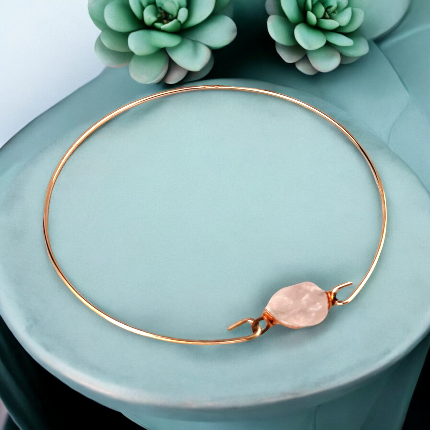 Rose Quartz Bangle - Rosegold Gold-Plated Minimalist Gemstone…