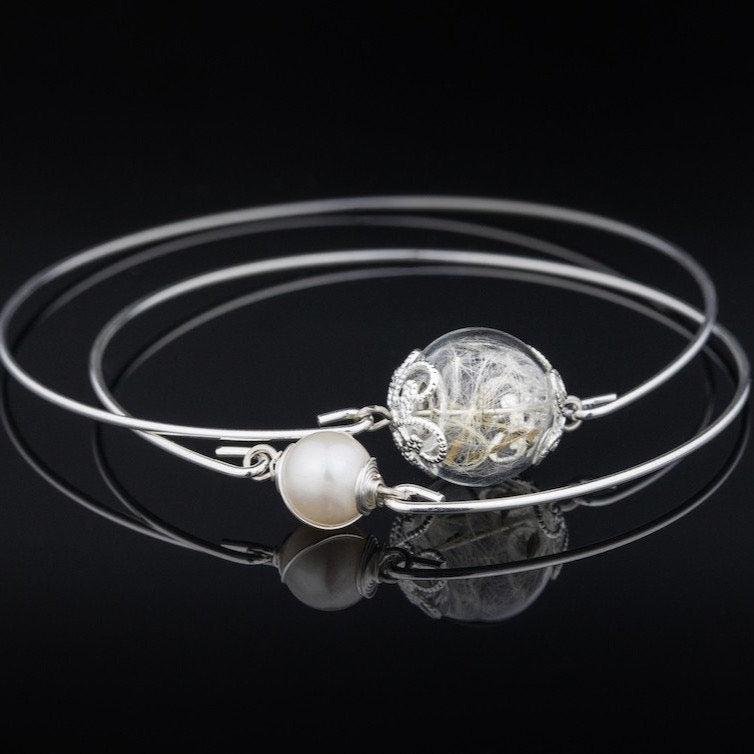 Bangles in the double pack real pulse flowers and freshwater pearl…